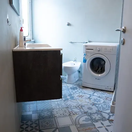 Maison Battistini - A Few Stops From The Centre Apartamento